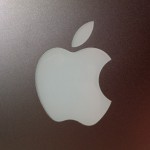 Apple logga på en MacBook Air