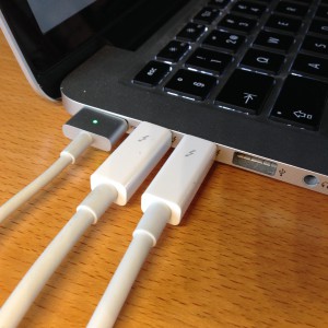 MacBook Thunderbolt ports