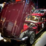 Triumph med motorhuv öppen GT-6 e-driveretro